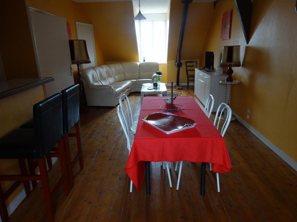 La Bagatelle Apartment Pontorson Phòng bức ảnh