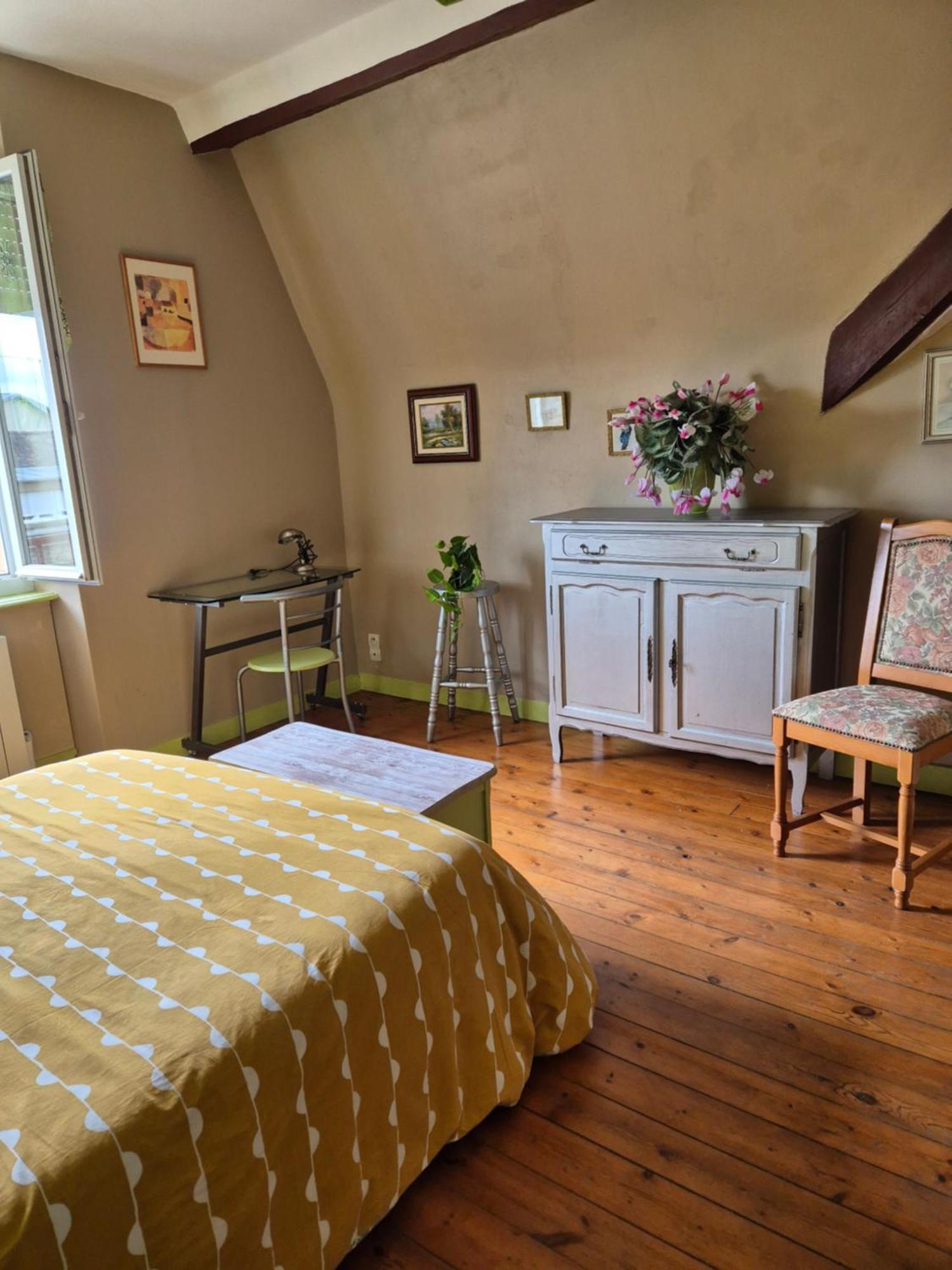 La Bagatelle Apartment Pontorson Ngoại thất bức ảnh